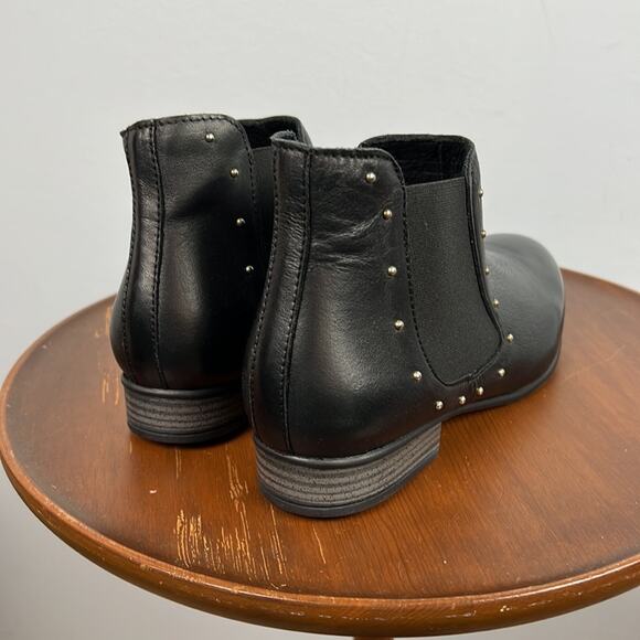 Eric Michael black leather studded bootie new size 36 - Picture 2 of 7